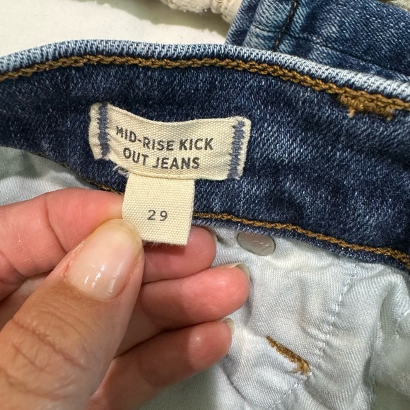 MADEWELL Mid-Rise Kick Out Crop - Picture 4 of 7